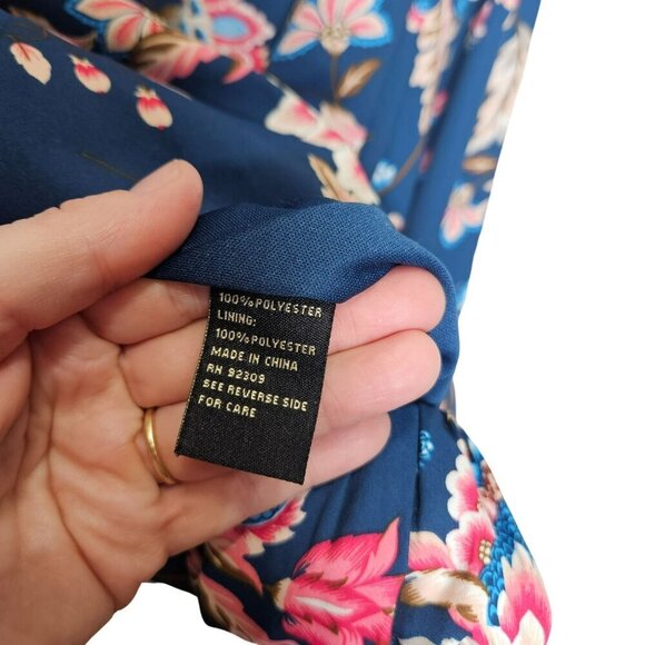 DG2 Womens Bright Floral Long Sleeve Blouse XL Polyester Blue & Pink Full Zip - Picture 5 of 9